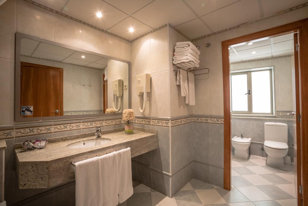 Rull Hotel 3*