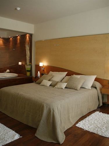 Rull Hotel