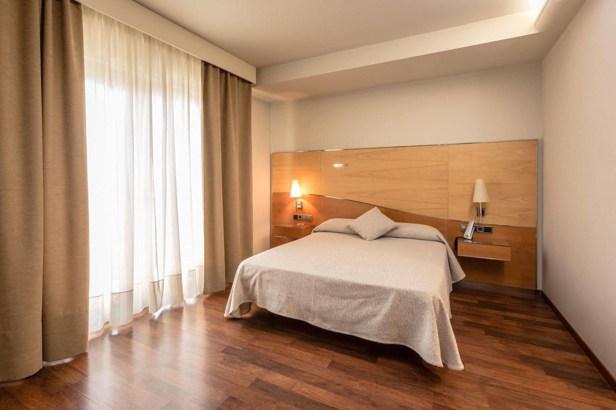 Rull 3* Deltebre